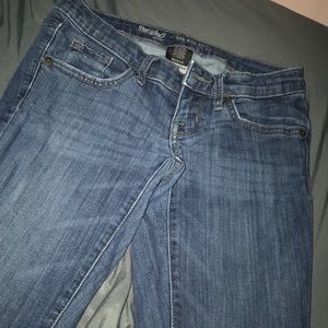 Low rise skinny jeans